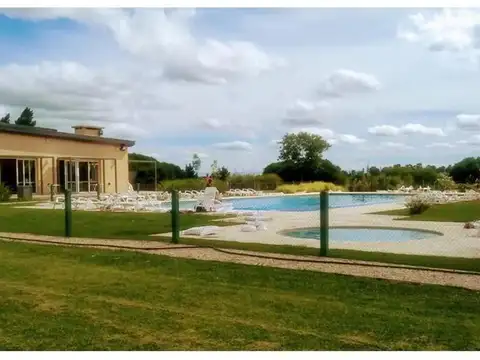 Av Juan Pablo Ii 1601