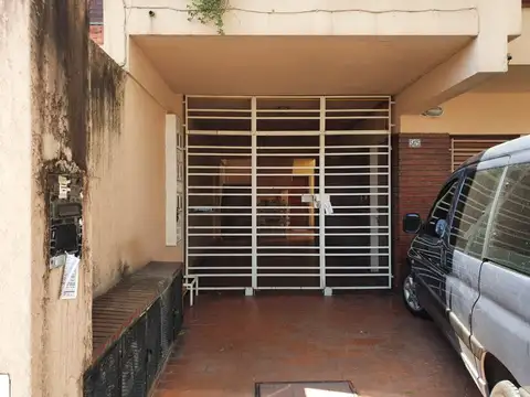 departamento 3 ambientes planta baja frente villa ballester con renta