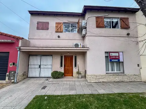 Casa en venta, 3 dormitorios. San Isidro