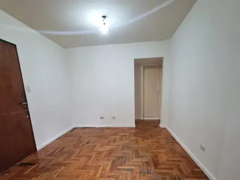 departamento 2 Ambientes   33 m2   Todos los transportes   Ideal Inversor.