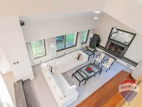 Casa 7 ambientes con 3 baños