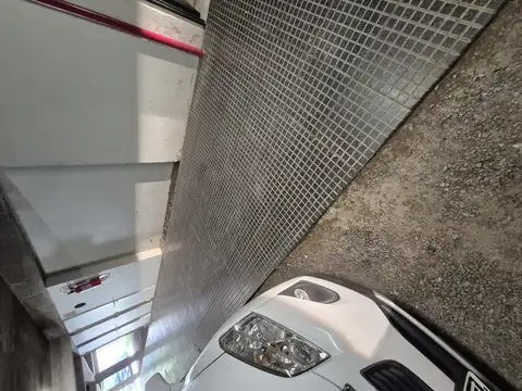 Cochera en Venta Cubierta