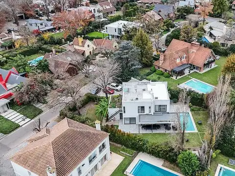 Casa en Club Newman Avenida de los Constituyentes al 7200