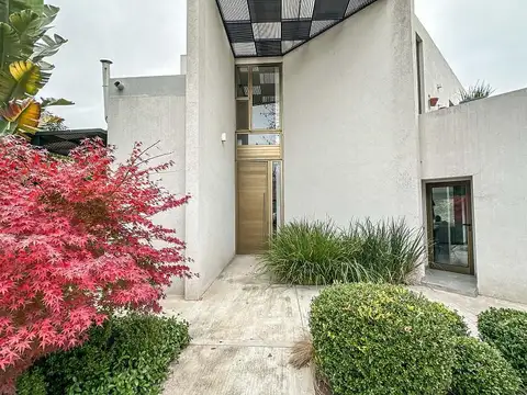 Casa en Venta en Newman Club, USD 900.000