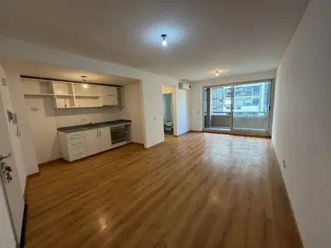 Departamento en Alquiler en Monserrat, CABA