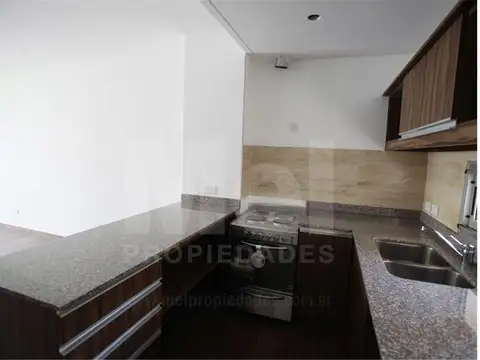 Departamento en Alquiler con 1 cocheras
