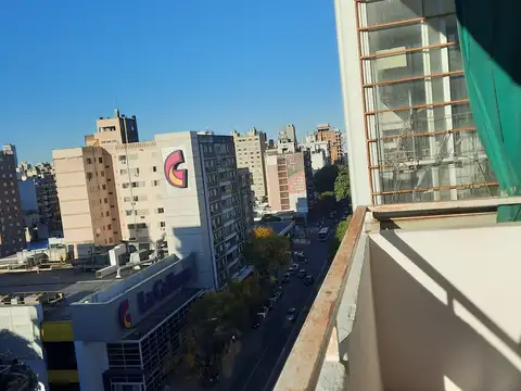 Av. Pellegrini 1200, Piso 11
