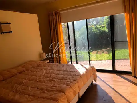 Casa 4 ambientes con 4 baños