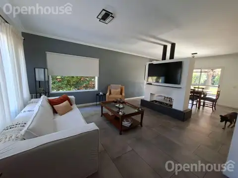 Venta Casa en  Barrio Las Condes- Pilar.