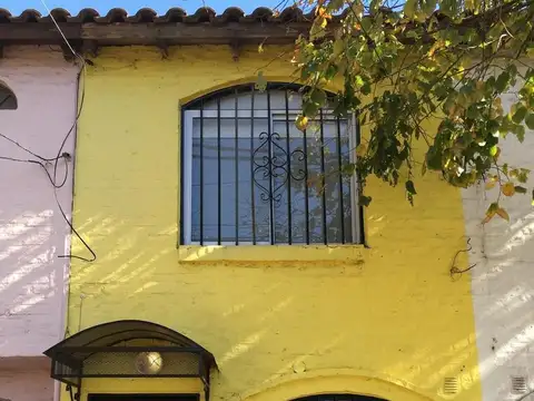 Dúplex en venta - 1 Dormitorio 1 Baño - 49Mts2 - Merlo