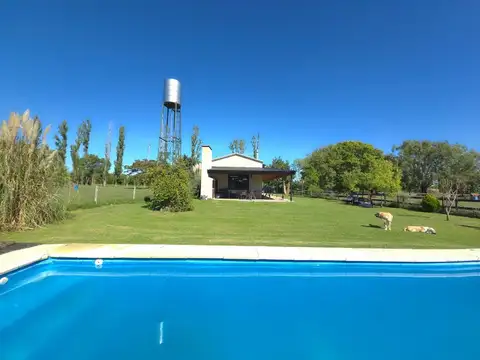 VENTA CASA BARRIO CHACRAS DEL MOLINO 3 AMB PILETA