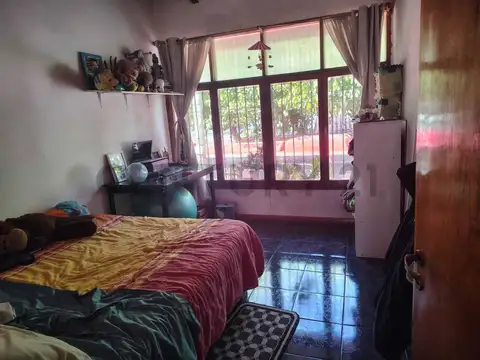 ESPEJO 300, Piso 0