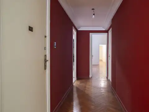 Montevideo 1700, Piso 1