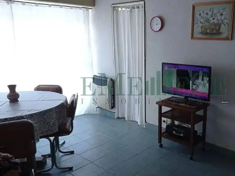 DE LAS Artes 200, Piso 2