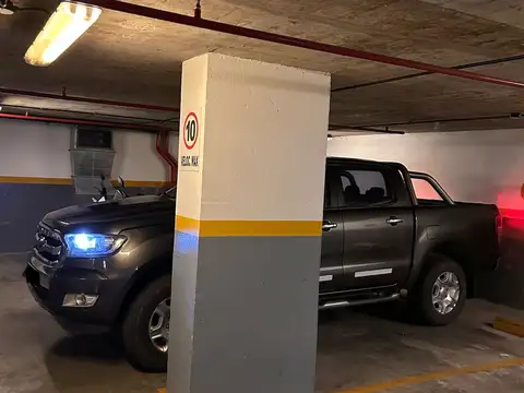 COCHERA DOBLE CUBIERTA, CAMIONETA Y MOTO O AUTO Y DOS MOTOS