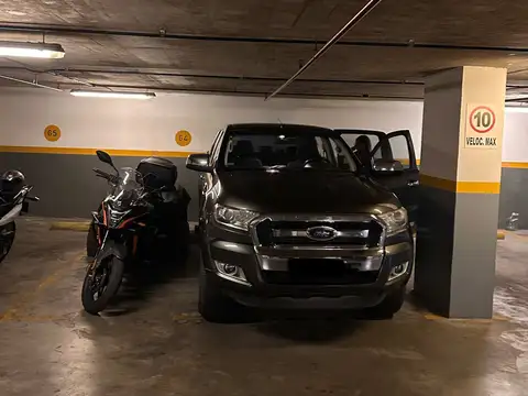 COCHERA DOBLE CUBIERTA, CAMIONETA Y MOTO O AUTO Y DOS MOTOS