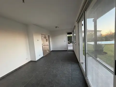 Casa en Alquiler al Noroeste