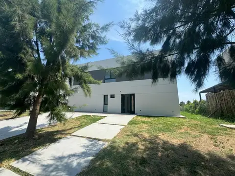 Casa La Laguna El Naudir