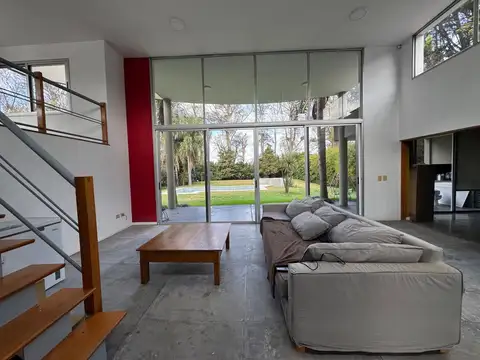 CASA EN VENTA EN SANTA ANA 4 AMBIENTES | LINDERA A SAN DIEGO