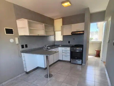 Departamento 4 ambientes con 1 baño