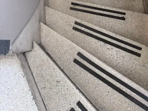 DEPARTAMENTO EN VENTA - LA PLATA
