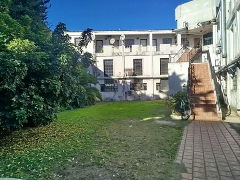 Eduardo Muñiz 100
