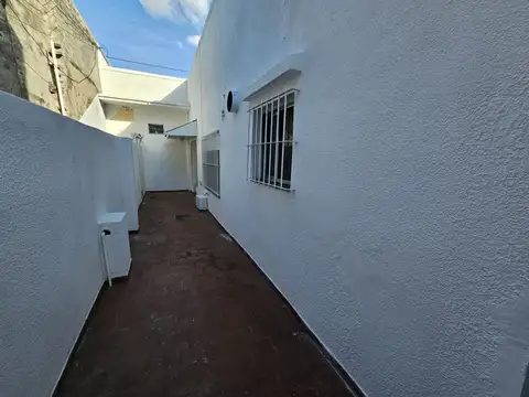 Depto Tipo Casa en Alquiler de 3 ambientes