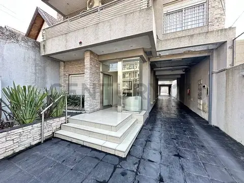 VENTA DEPARTAMENTO 2 AMBIENTES CON PATIO