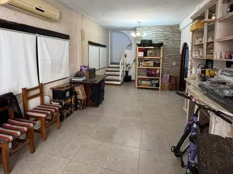 Casa 4 ambientes con 3 baños