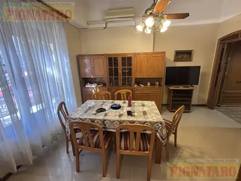 Depto Tipo Casa en Venta 50 años