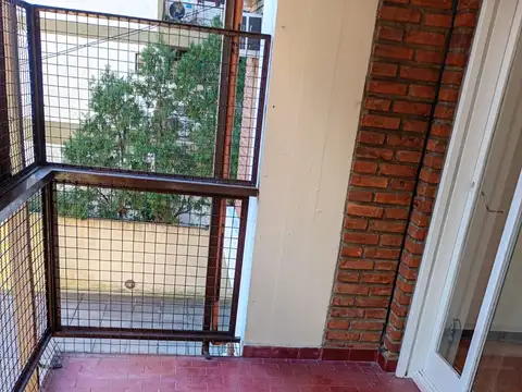 Departamento en Alquiler con 1 cocheras