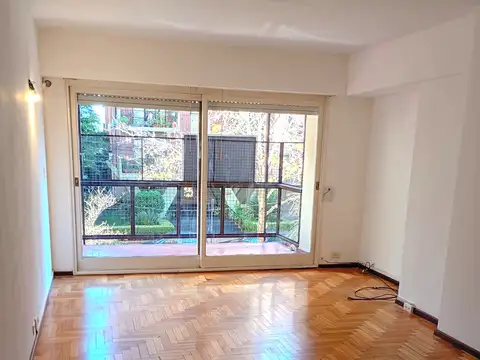Albarellos 1000, Piso 1
