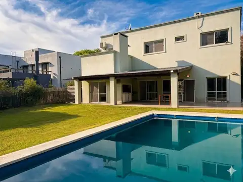 CASA en VENTA y ALQ en SANTA TERESA