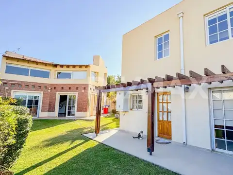 Casa en Venta en Neuquen, USD 250.000