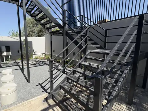 Local en Alquiler en Countries y Barrios Cerrados en Cordoba Capital, $ 6.000.000