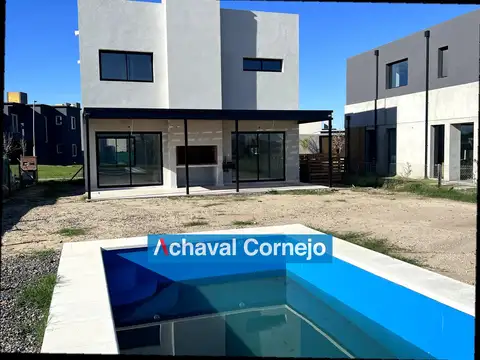 Casa en Alquiler de 3 dormitorios
