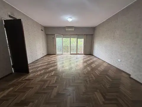 Departamento en Alquiler de 6 ambientes
