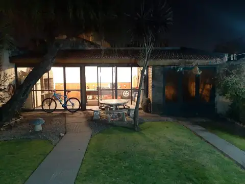 Casa en Venta en Gonzalez Catan, USD 200.000