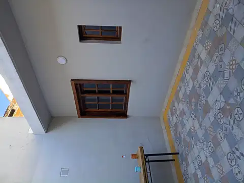 Depto Tipo Casa 3 ambientes con 1 baño