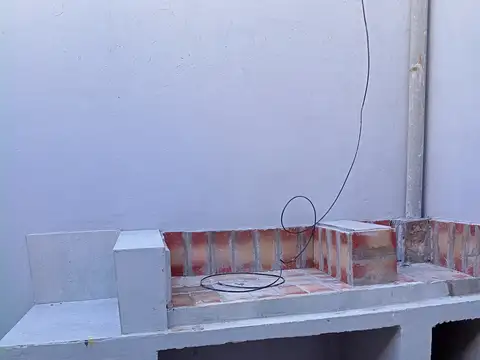 Depto Tipo Casa en Alquiler de 3 ambientes