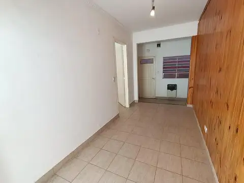 Depto Tipo Casa 2 ambientes con 1 baño