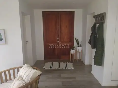 Casa en Alquiler Temporal con 2 cocheras