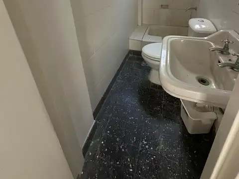 DEPARTAMENTO de 1 AMBIENTE EN VENTA EN CABALLITO Luminoso, en excelente condiciones y ubicación