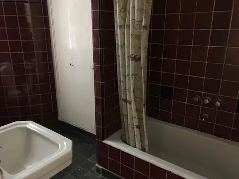 Av Montes De Oca 200