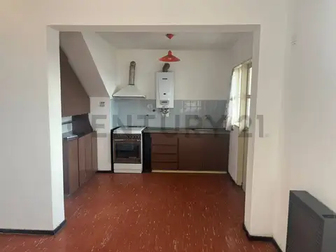 Amadeo Sabattini 3100, Piso 0