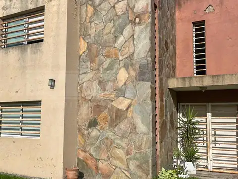Namuncura al 1100 esquina Cerro Catedral