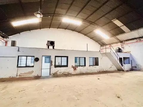 Venta Galpón y Terreno 2700 MT - Empalme Graneros