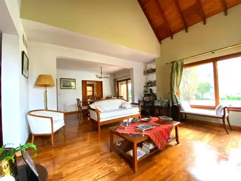 " Los Sauces" San Fernando