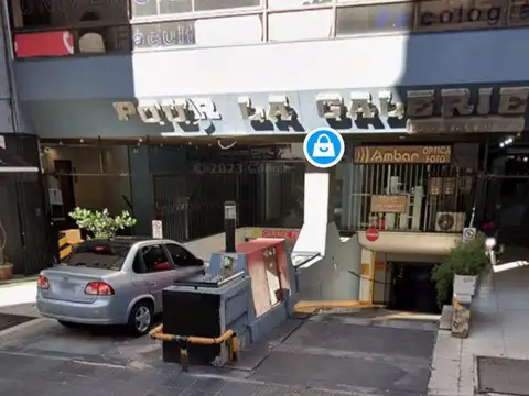 VENTA COCHERA EN RECOLETA