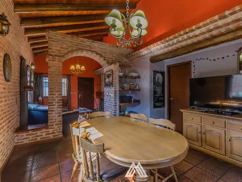 Casa en Venta en Pando, USD 380.000